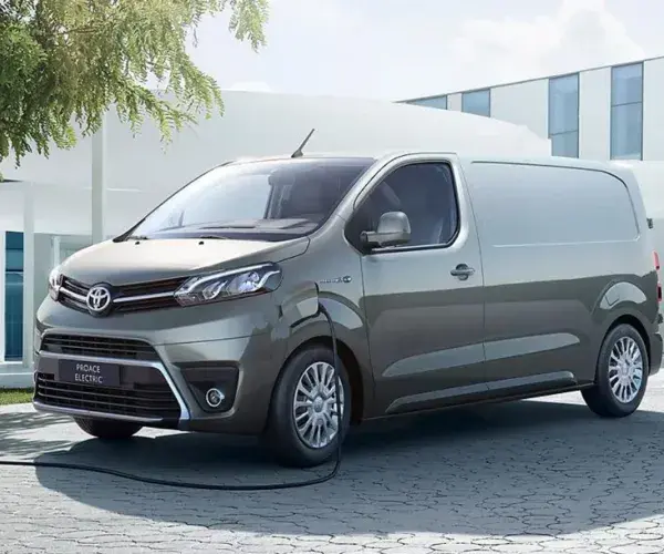 Superlease Toyota ProAce ev Leasen