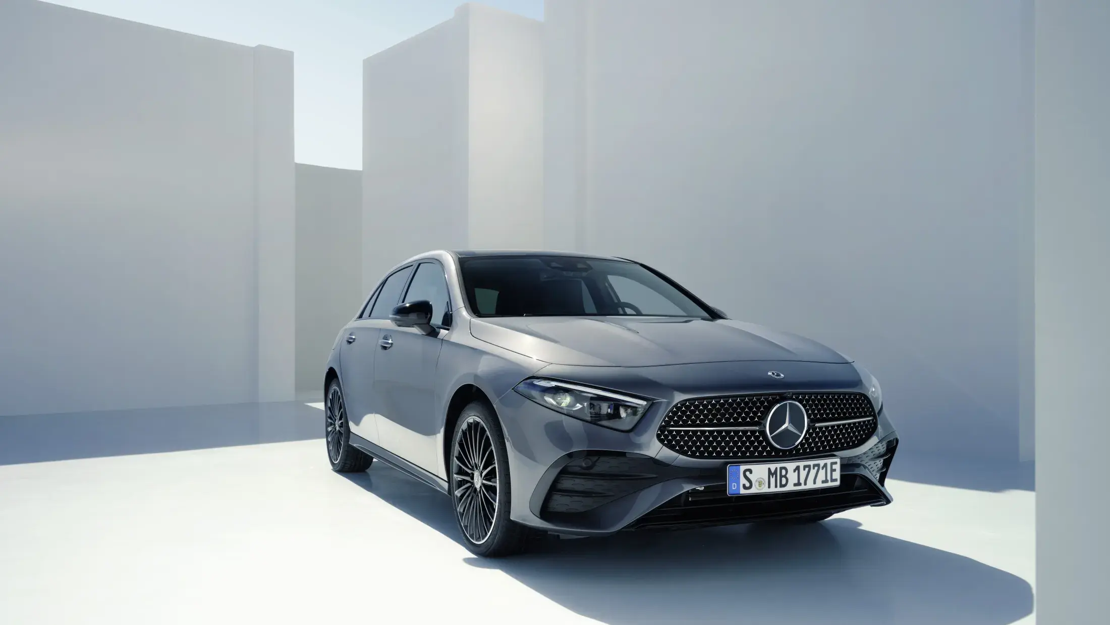 Superlease Mercedes-Benz A-klasse leasen 1